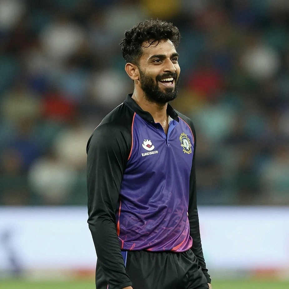 দলবদলের মরশুমে এশিয়ার ক্রিকেট: কে টাকা পায়, কে ঝুঁকি কেনে দলবদলের মরশুমে এশিয়ার ক্রিকেট: কে টাকা পায়, কে ঝুঁকি কেনে