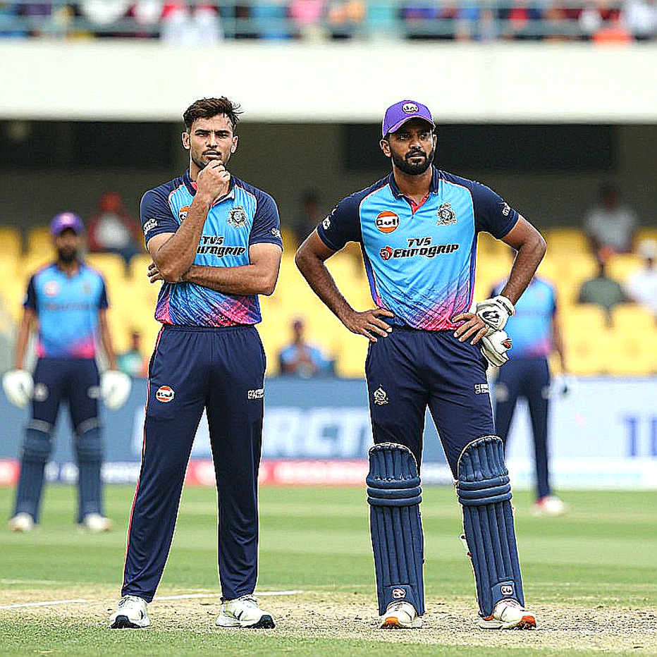 যে 'বোর্ড' ক্রিকেটের নয়: NICL পুনর্গঠন, রাষ্ট্রীয় উদ্যোগ শাসন ও একটি শ্রেণিবিন্যাসের ভুল
