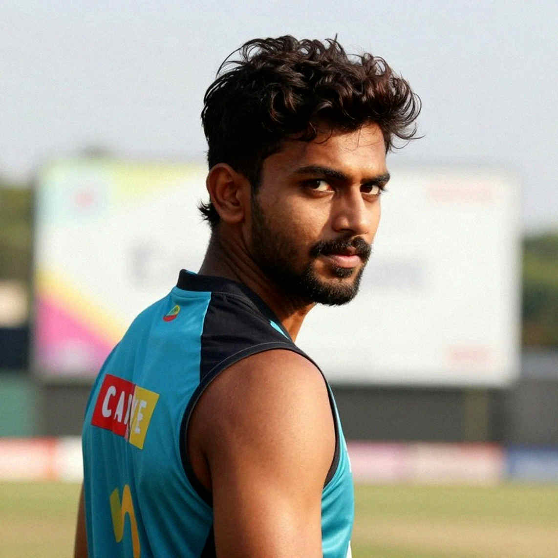 লাহোরের শিশির, স্পিনের খতিয়ান আর একটি মচকে যাওয়া আঙুল: পাকিস্তানের ফিল্ডিং সিদ্ধান্তের ভেতরের হিসাব